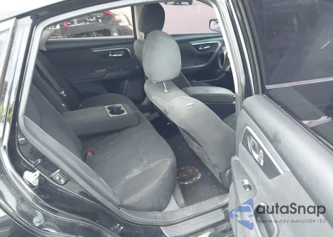 2015 Nissan Altima 2.5 Sv z USA, uszkodzony, nr VIN 1N4AL3AP8FC237860